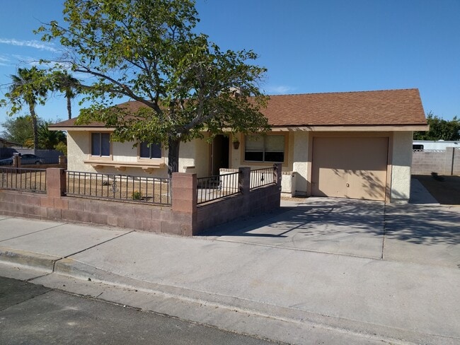 Building Photo - 848 Jeri Ln