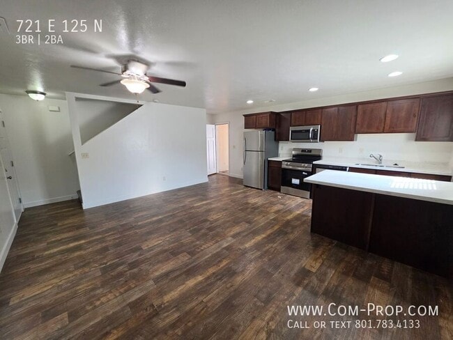 Photo - 721 E 125 N St