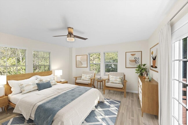 Photo - 2823 Burlington Blvd