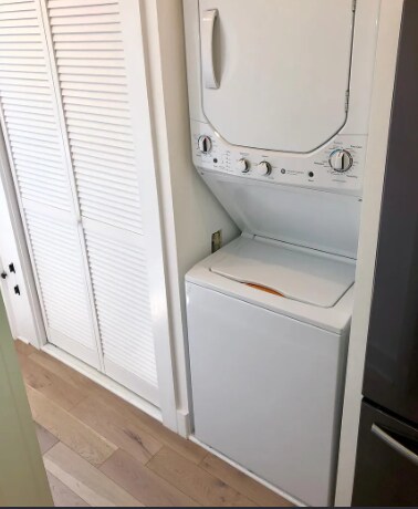 Photo - 1453 Holbrook St NE