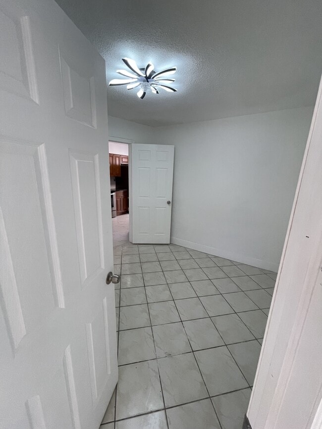 Photo - 7200 NW 77th St