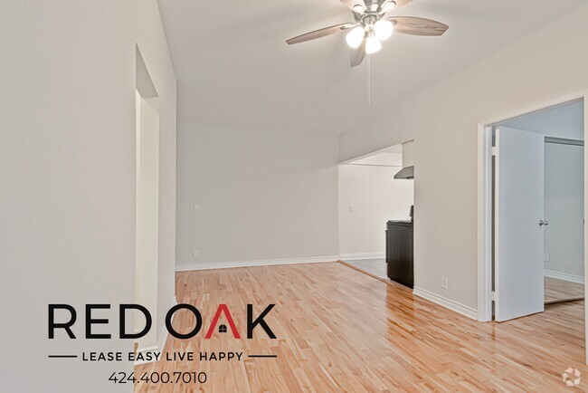 Building Photo - 326 1/2 S Normandie Ave-107 Unit 107 Rental