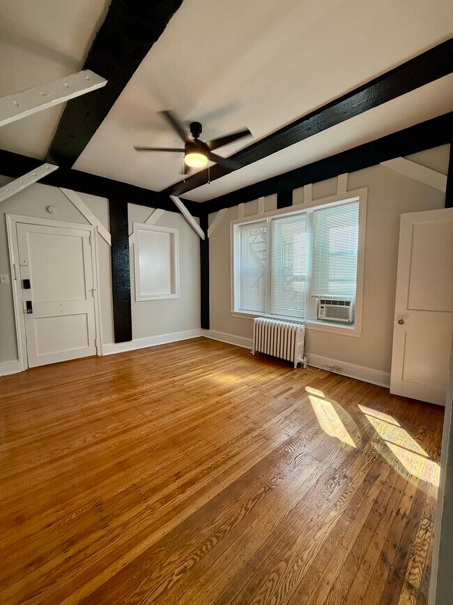 Photo - 108 Forrest Ave Unit 1