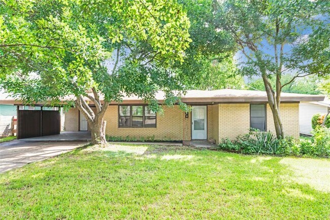 Photo - 1904 Ridgemont Dr Casa