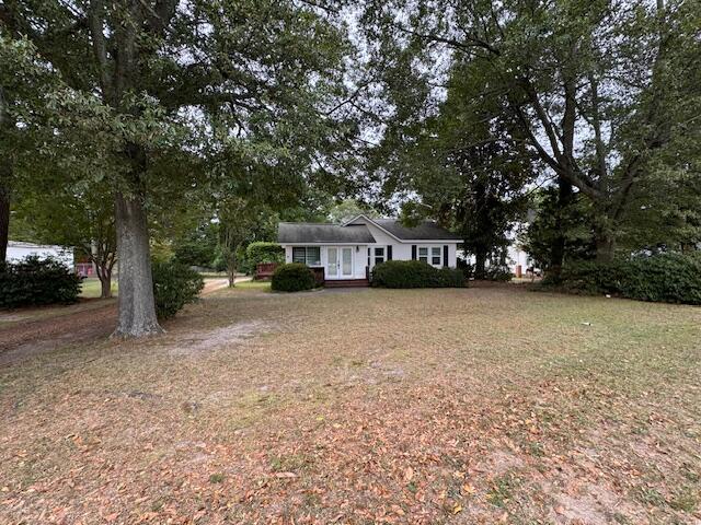 Photo - 816 York St NE