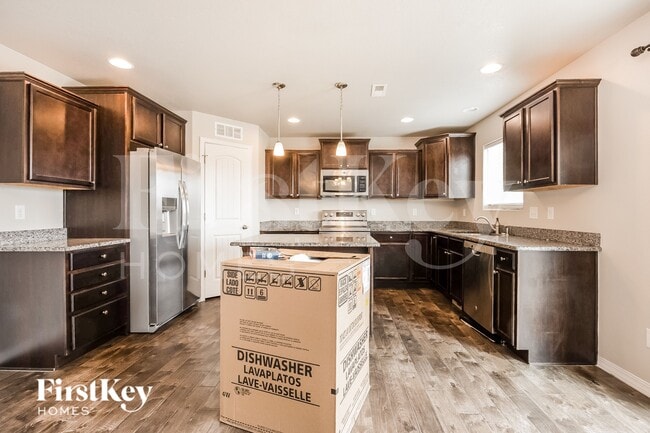 Photo - 8517 Admiral Way