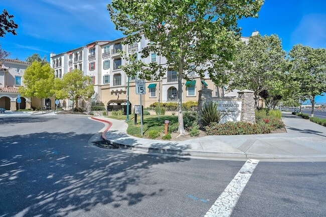 Photo - 2BD/2BA Dublin Terraces Condo with Underground Parking, Pool, Fitness Center and More!