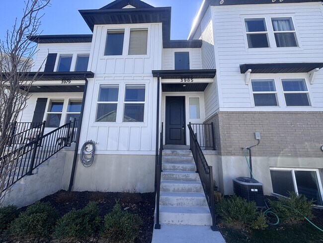 Building Photo - 3985 W 1960 N