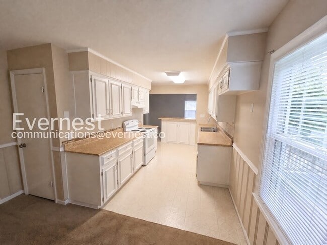 Photo - 3 Bed/2 Bath Home with Fenced Yard & Garage / Coming Soon!