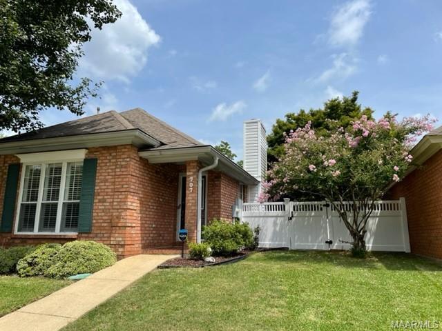 Photo - 707 Eliza Pl