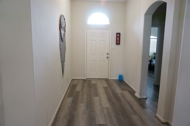 Photo - 2614 Whitetip Ct