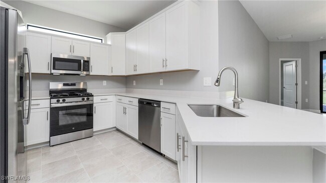 Photo - 19564 Hinkley Dr