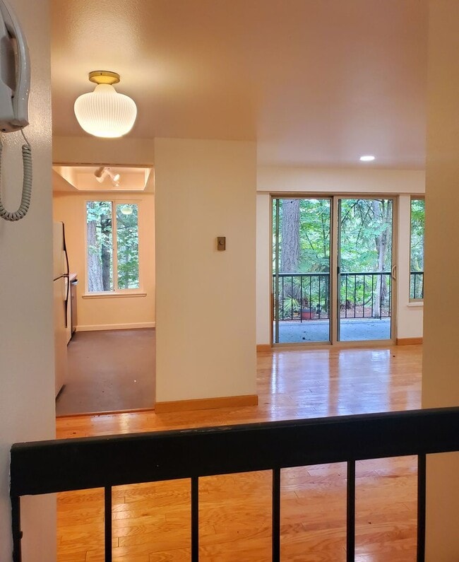 Photo - 2bd, 2 ba Condo in Oakbrook, Amenities! $1...