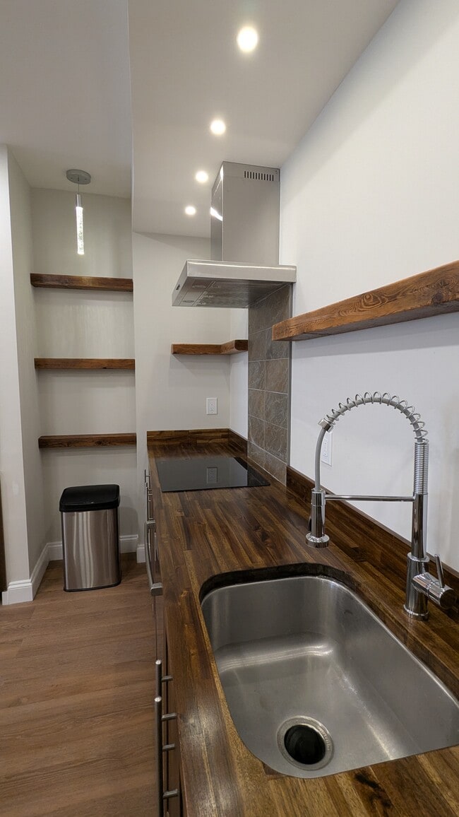 Photo - 628 Portland St