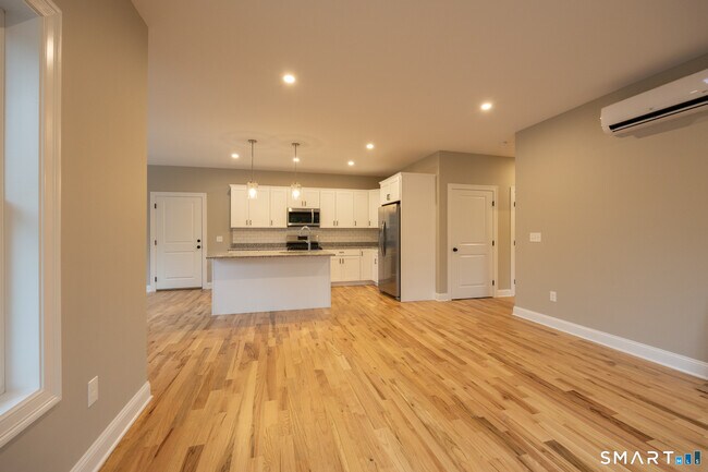 Photo - 219 Old Towne Rd