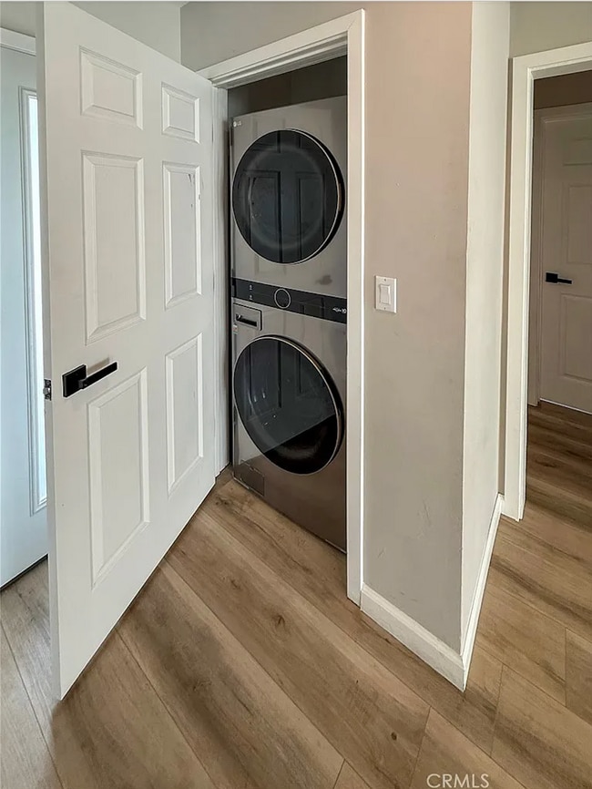 Photo - 10430 Densmore Ave