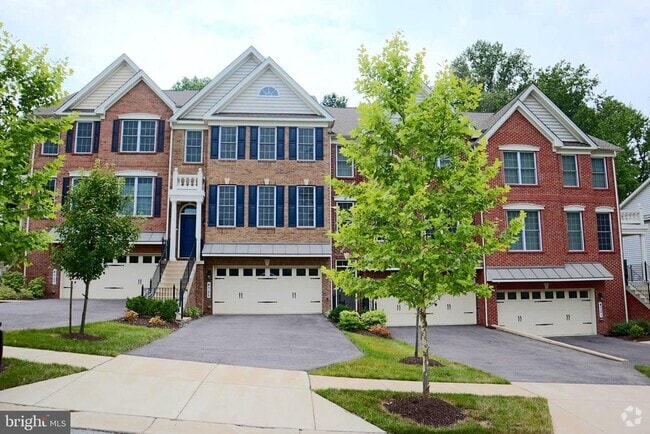 Building Photo - 4325 Spring Foal Ct Rental