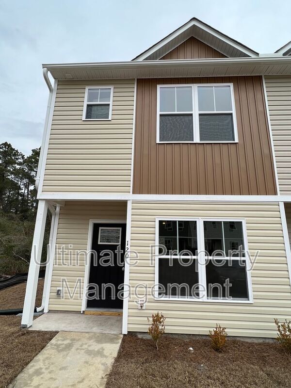 120 Buckhorn Ave