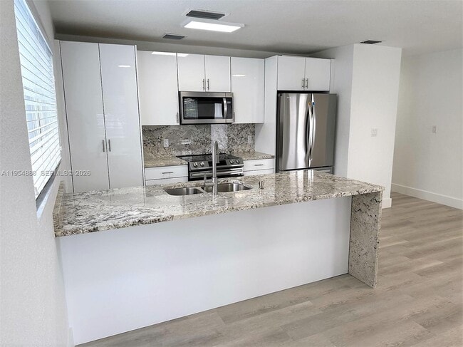 Photo - 11230 SW 5th St Unit 1