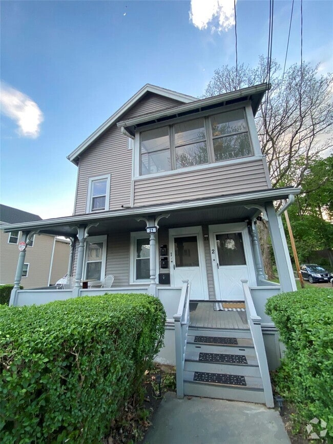Building Photo - 21 Lincoln Ave Rental