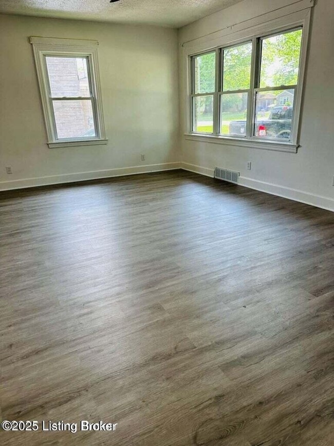 Photo - 4105 North Ln