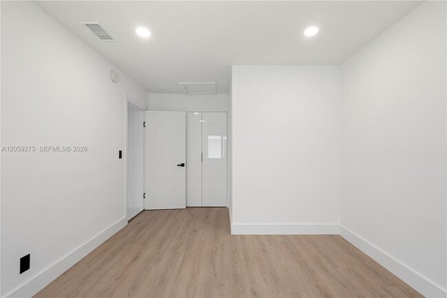 Photo - 1543 SW 1st Ave