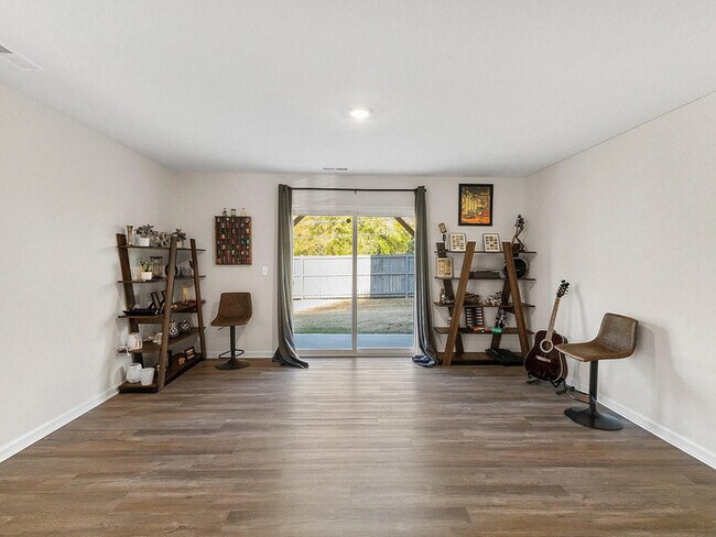 Photo - Build Equity Like a Homeowner – Lease to Own