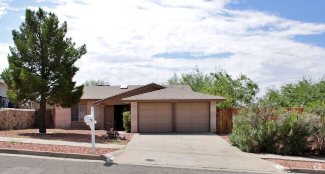 Building Photo - Gorgeous West Side Home for Lease