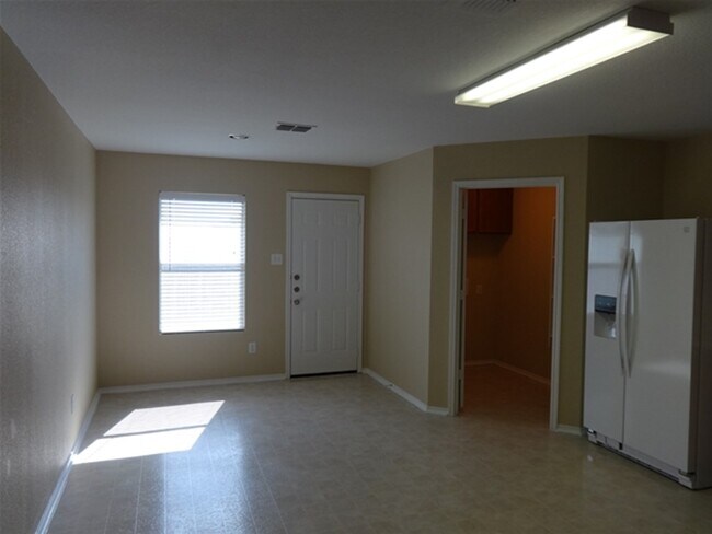 Photo - 14012 Silkwood Dr