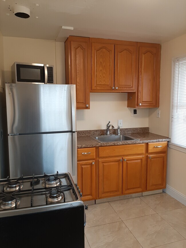Photo - 1051 Park Ave Unit #3
