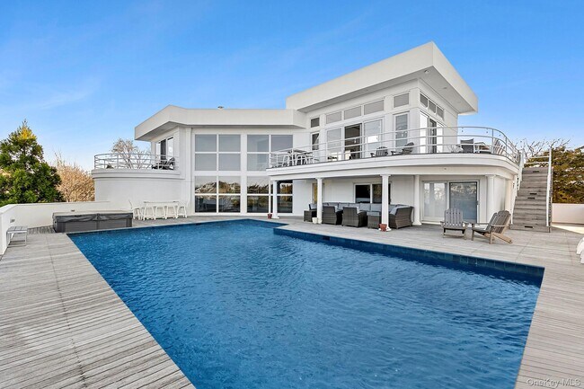 Building Photo - 3 Old Meadow Bend