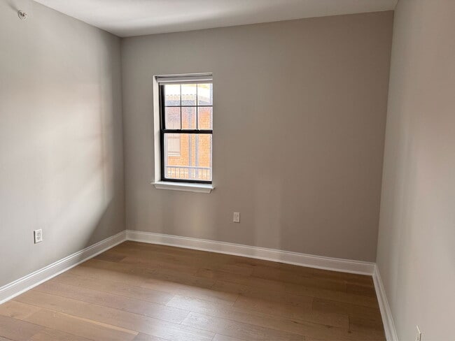 Photo - 52 Imlay St Unidad 3c