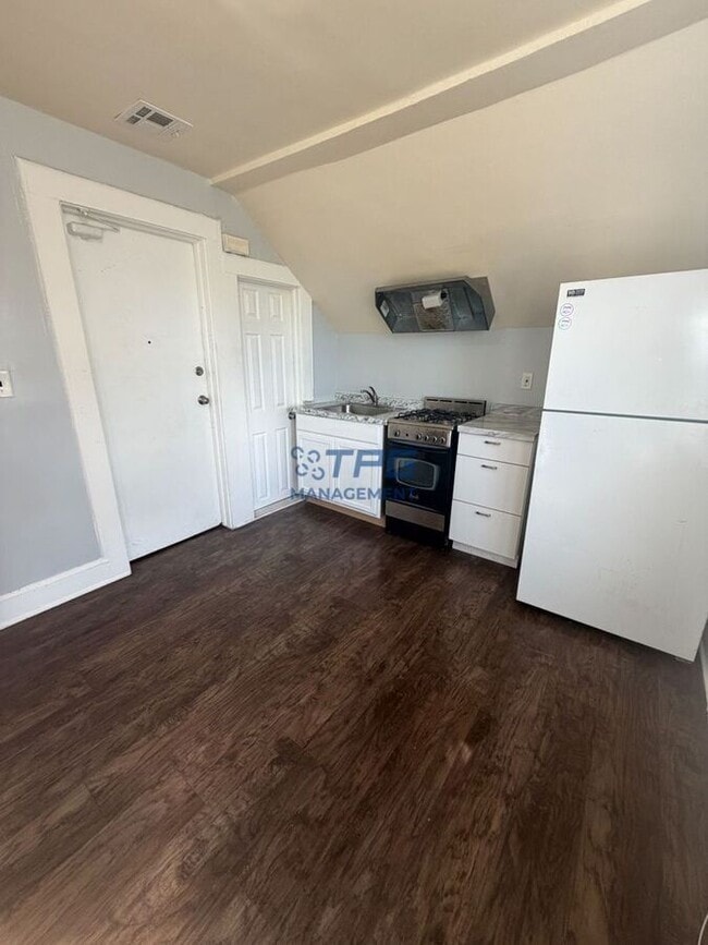 Photo - 134 Dewey St Unit 3