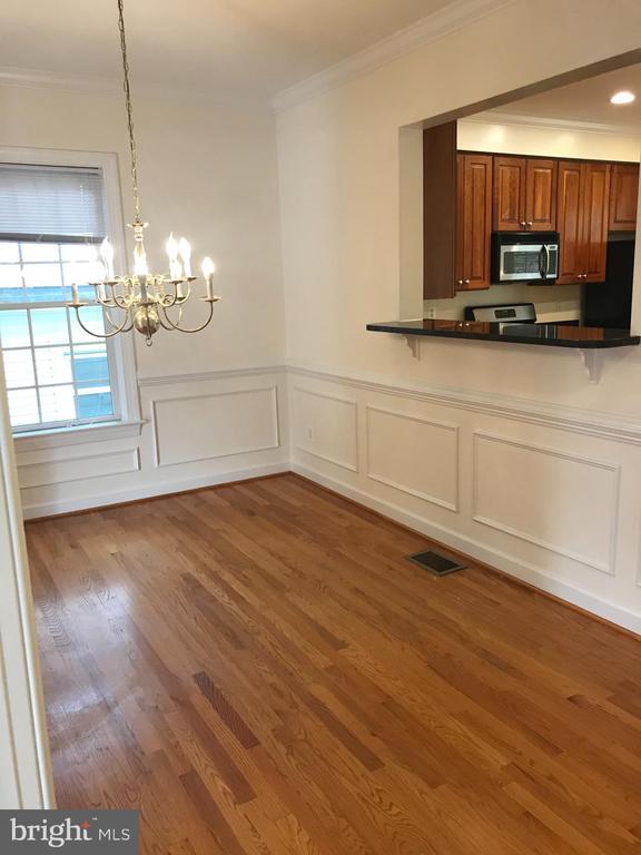 Photo - 5654 8th Rd N