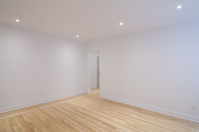 Photo - 2105 Rue Chomedey Unit 17