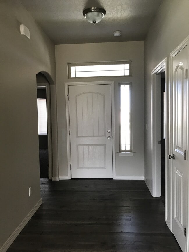 Photo - Beautiful Three Bedroom In Kennewick