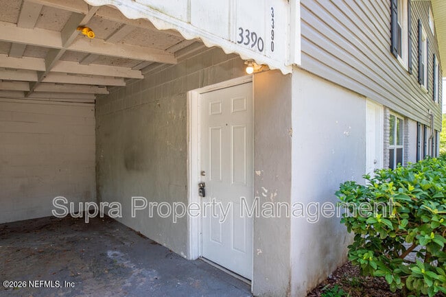 Photo - 3390 Stillman St