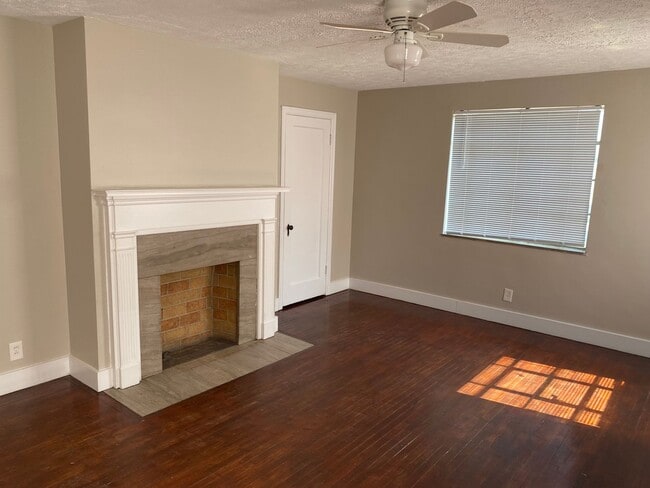 Photo - 1177-1177 1/2 Lilley Ave Unit 1177 1/2 Lilley Ave