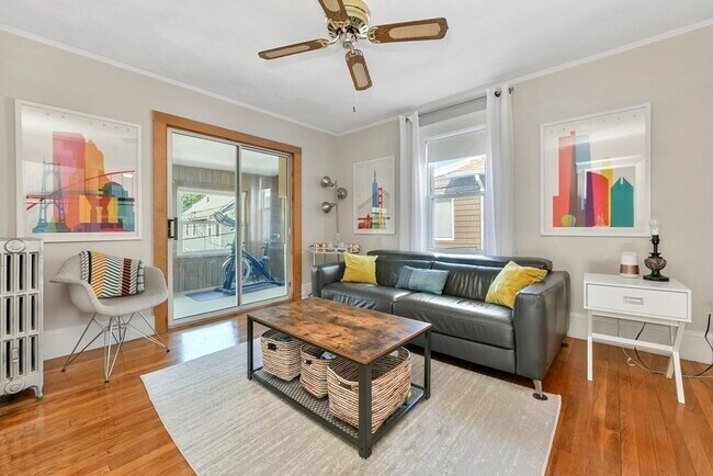 Photo - 36 Thingvalla Ave Unit #