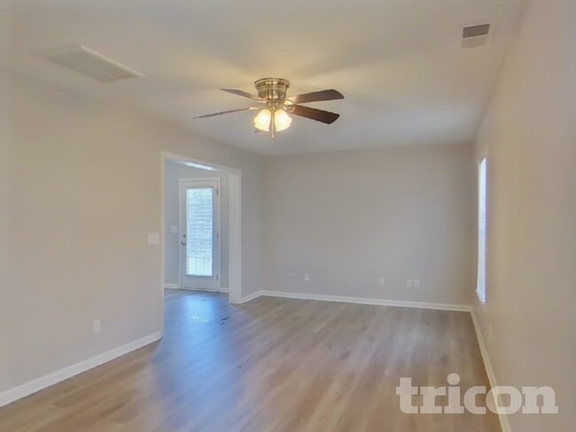 Photo - 403 Parkstone Ct