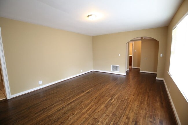 Photo - 1726 28th Ave N
