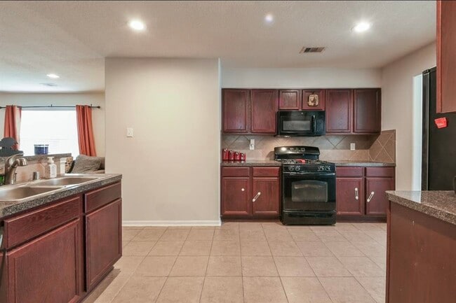 Photo - 4854 Fair Oak Dale Ln