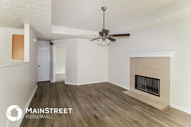 Photo - 1010 Overlook Dr