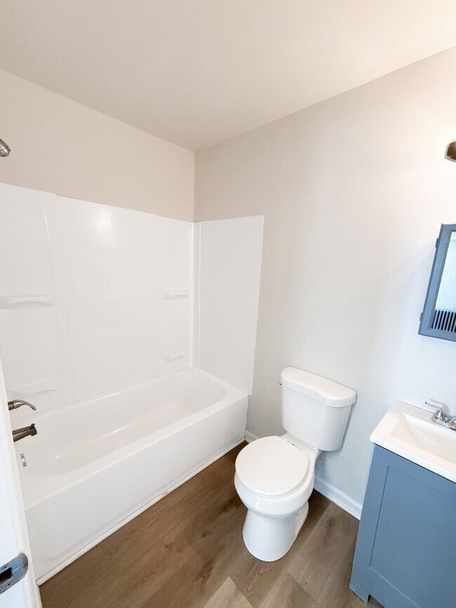 Photo - 1015 Parksley Ave Unit Apt A