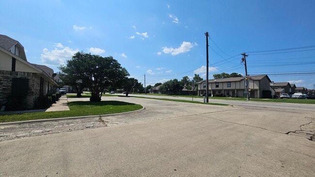 Photo - 544 E Windsor Dr Unit 550 E. Windsor Dr.