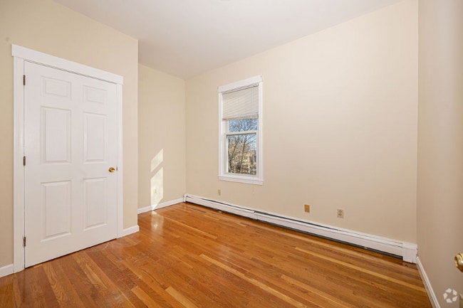 Building Photo - 26 Angell St Rental