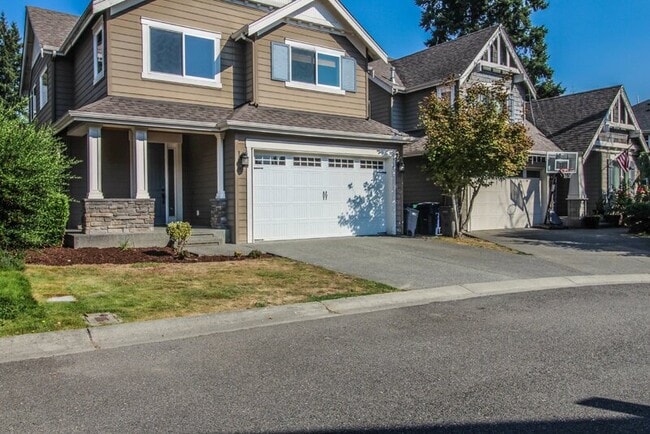 Photo - 319 204th St SE