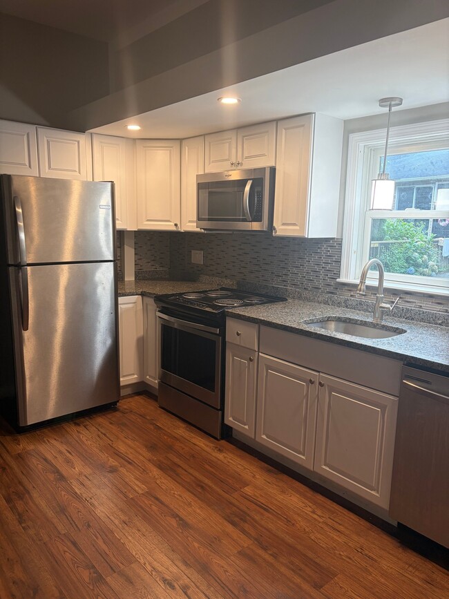 104 Gregory Island Rd