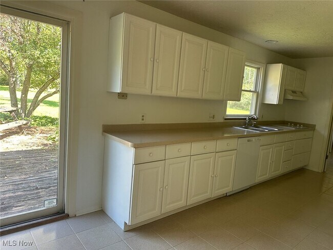 Photo - 13993 Sweetbriar Ln