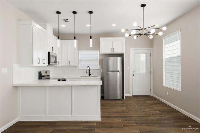 Photo - 16 Cassandra St Unit 2